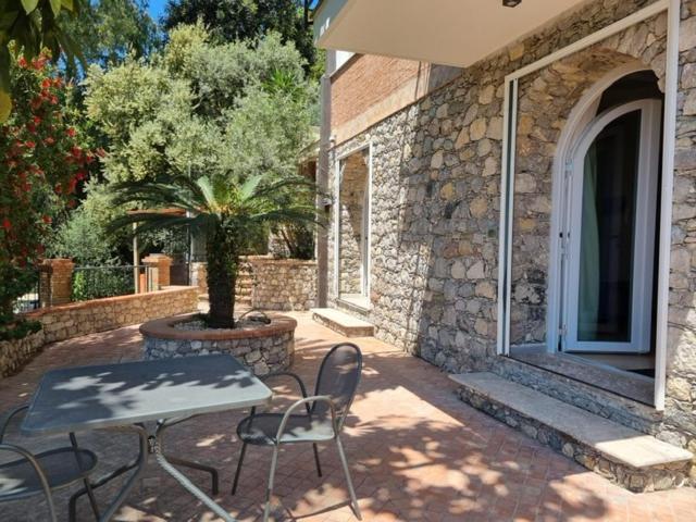 טאורמינה Villa Glamour מראה חיצוני תמונה